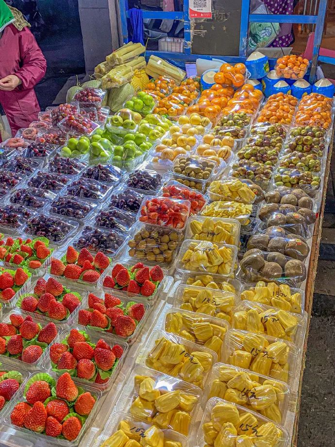 赏心悦目的好有食欲！超喜欢拍水果摊！